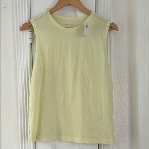 Banana Republic Women's Butter Yellow  Timeless Camisole Sleeveless Tank